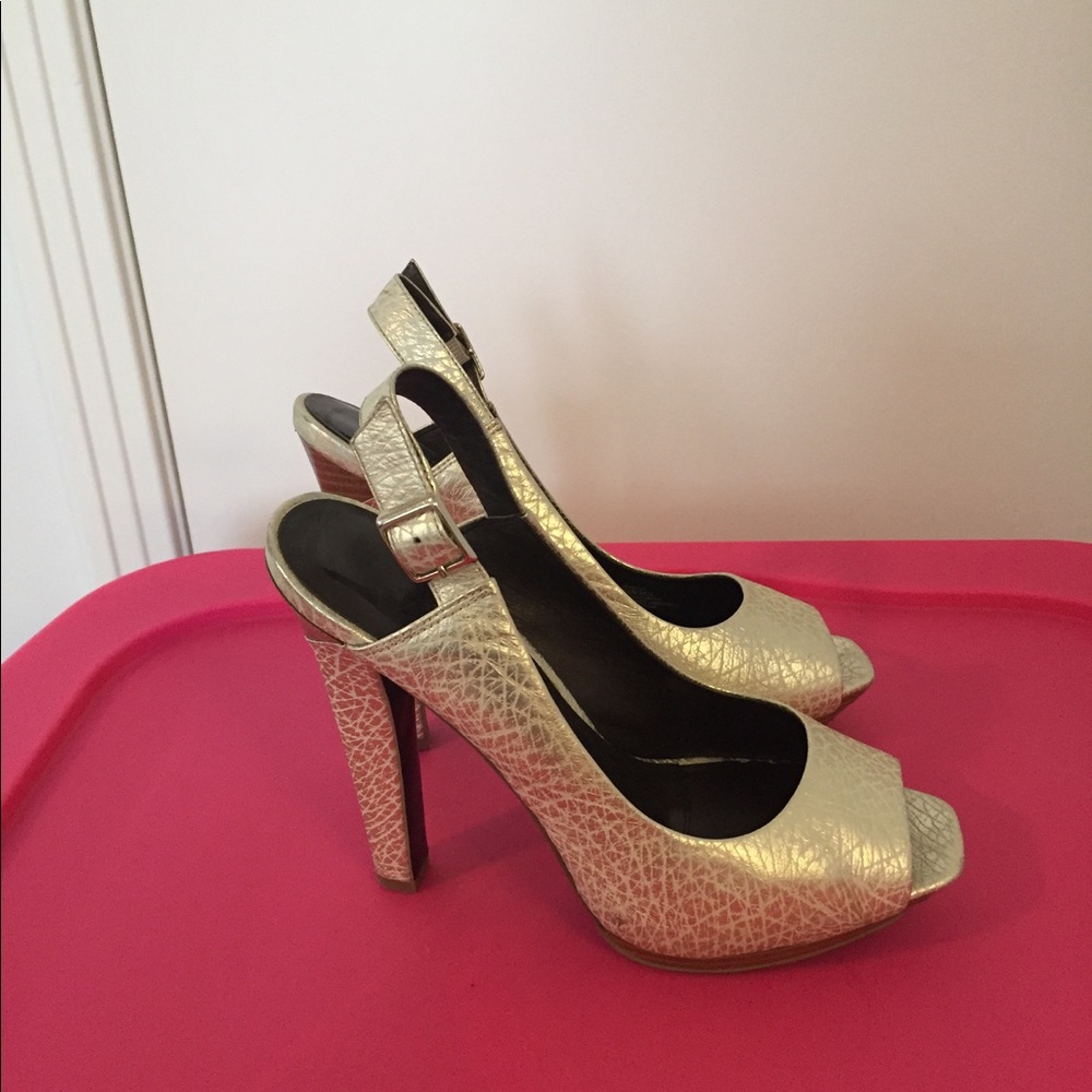 Jessica Simpson Platforms